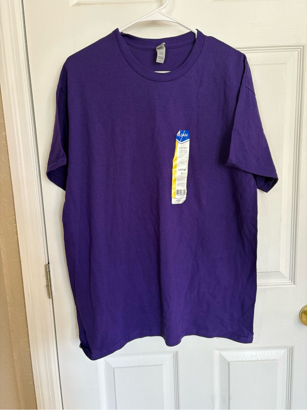 Gildan Short Sleeve Crew T-Shirt in Purple